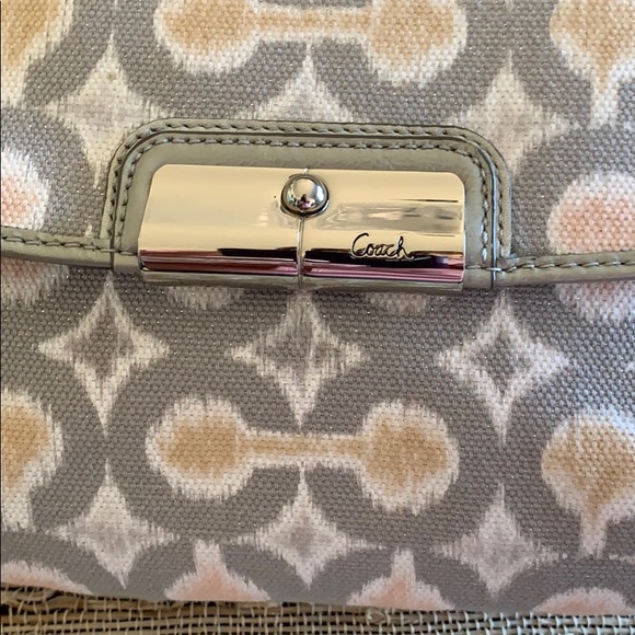 COACH Kristin Ikat Print Bag - Picture 5 of 6